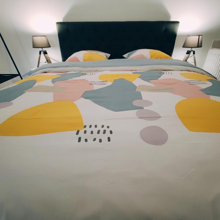 # Appartement Charmant 75 M2 Parking Gratuit 奥贝奈 外观 照片